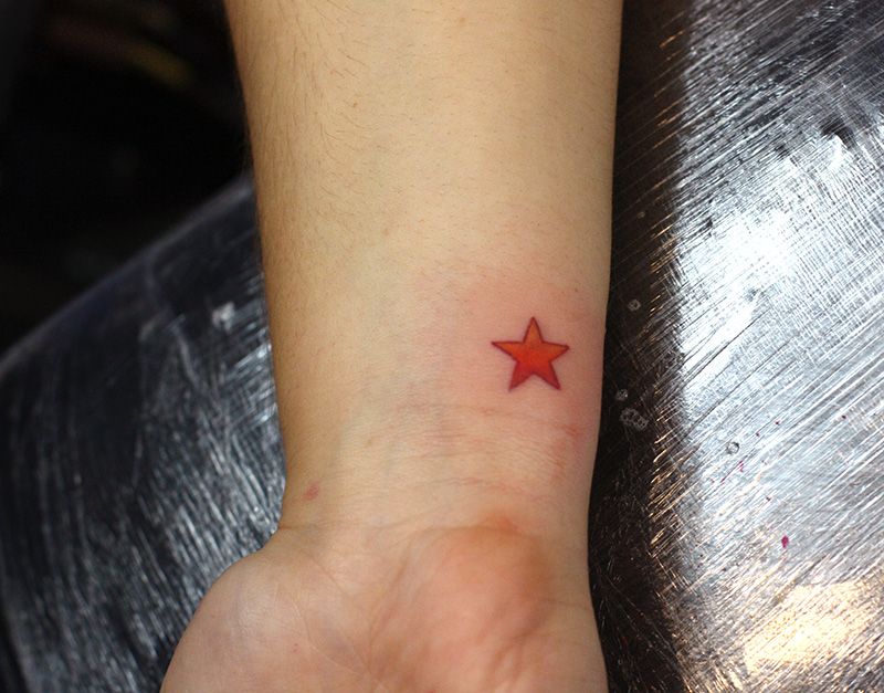 Татуировка звездочка