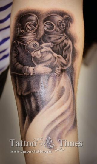 Мужская Татуировка Водолазы на руке