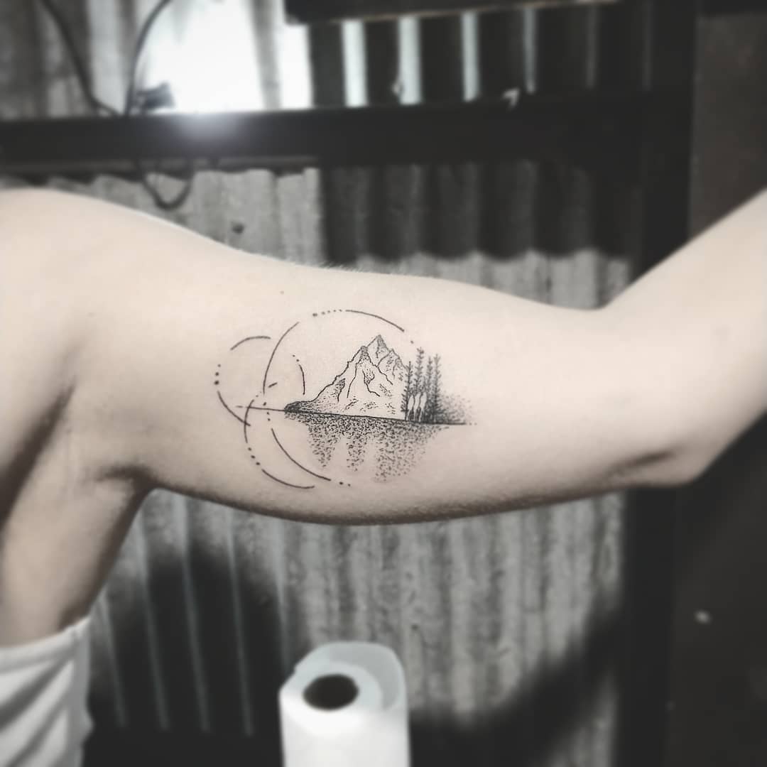 татуировка горы