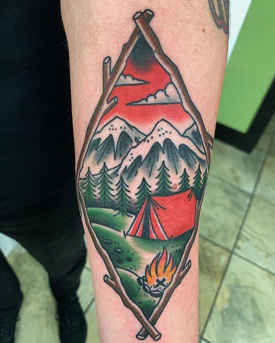 Значение татуировки с изображением гор