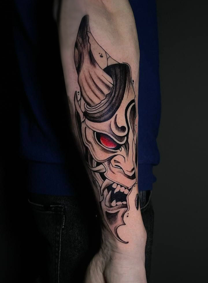 Татуировка маска ханья