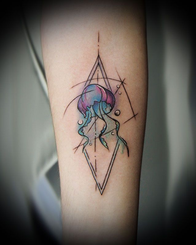 Видео татуировки медуза