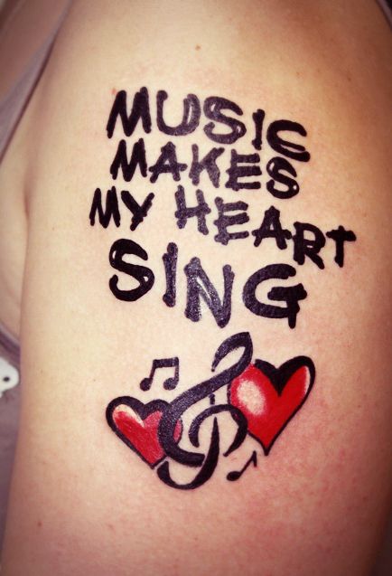 Татуировка надписи о музыке