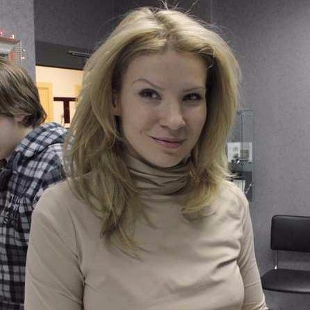 Юлия - татуировка "кошка" у мастера Алексея