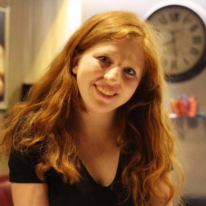 Юлия - татуировка кельтский узор на крестце