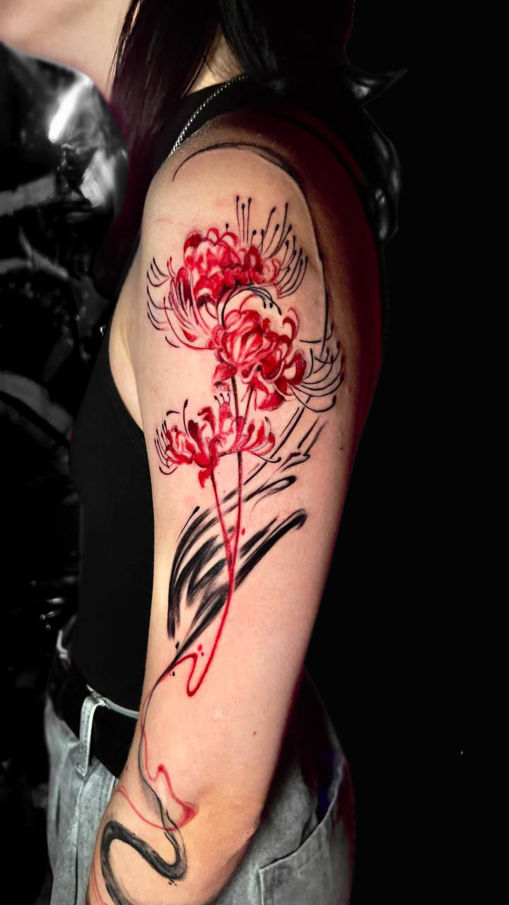 Тату паучья лилия