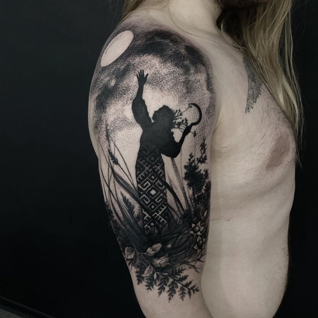 Символическая славянская татуировка