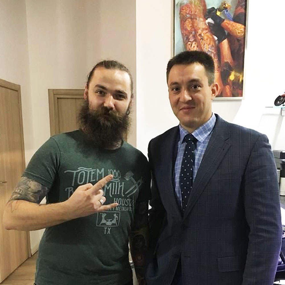 Руслан - тату полинезия на груди