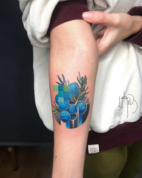 Тату можжевельник