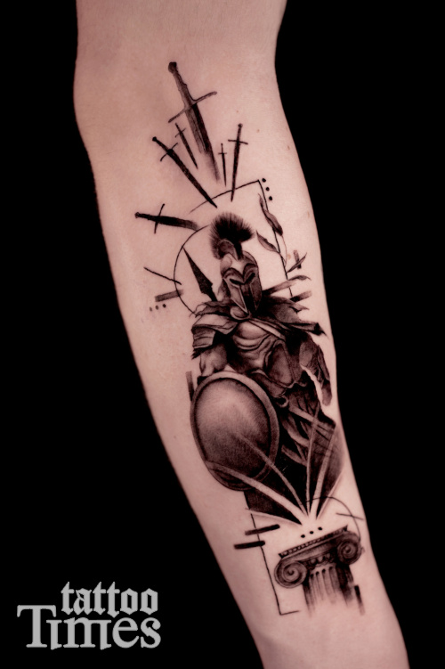 Тату спартанец на предплечье