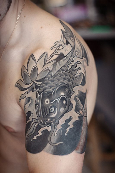 Татуировка Карп Япония черно-белый