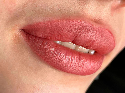 Перманентный макияж губ работа 6