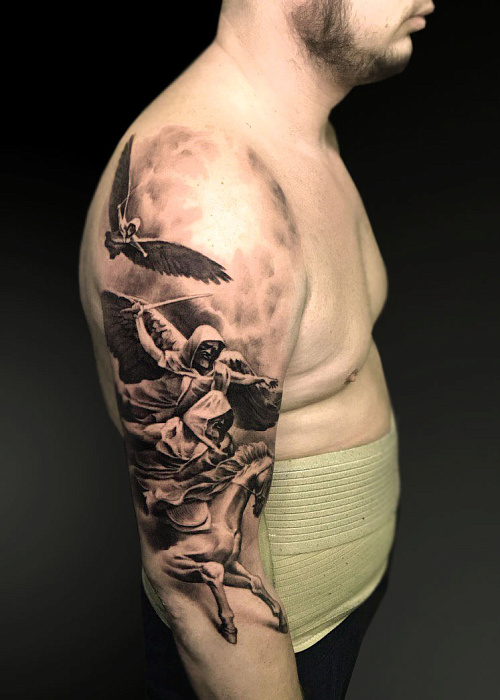Тату крылатый всадник