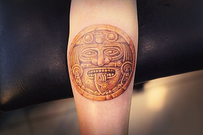 Татуировка маска Ацтека