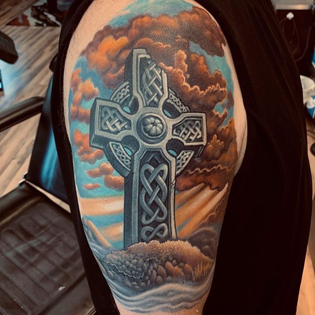 тату кельтский крест