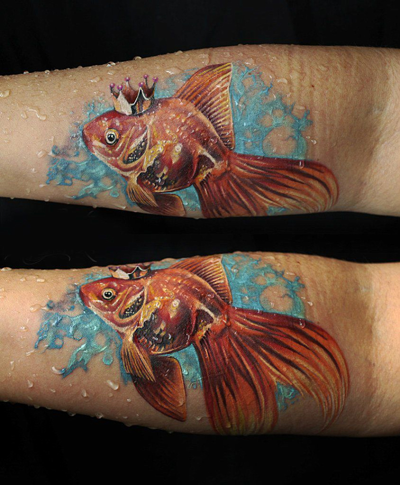 Татуировка рыба в воде