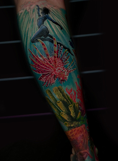 Тату рыба крылатка и кораллы