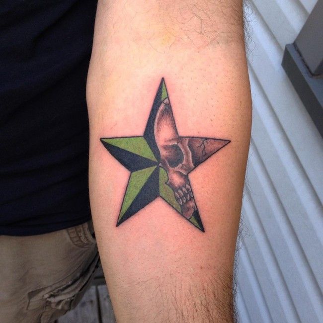 татуировка звезда