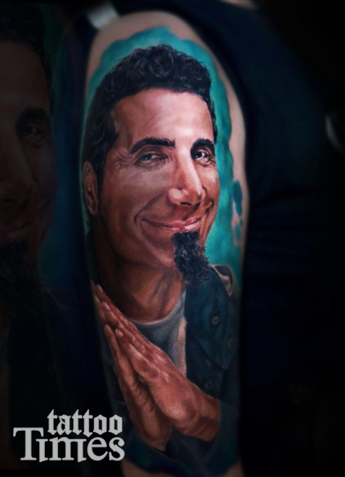 Тату Серж Танкян