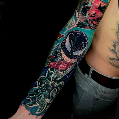 Тату венома на руке