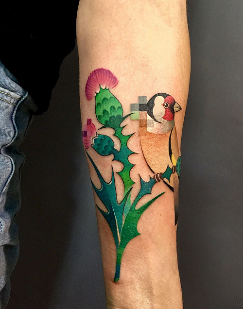 Тату чертополох и птица