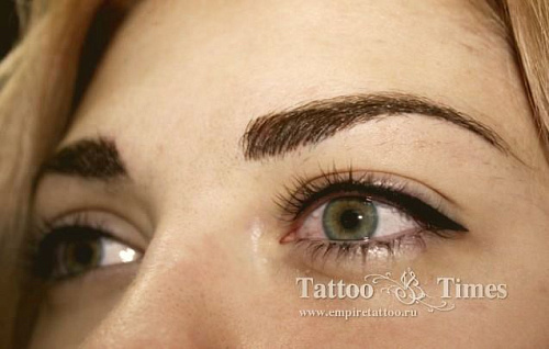 Татуаж века верхняя стрелка. делает взгляд более выразительным