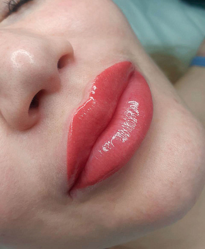 Перманентный макияж губ работа 8