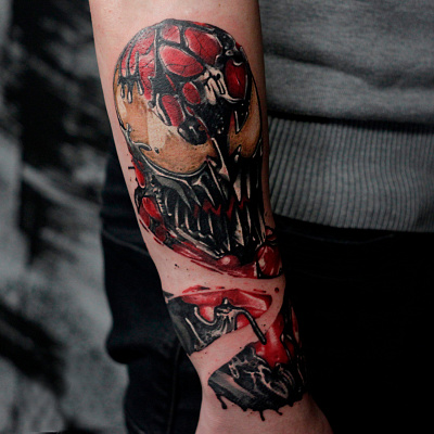 Татуировка Веном на руке