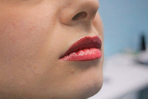 Татуаж губ растушевка