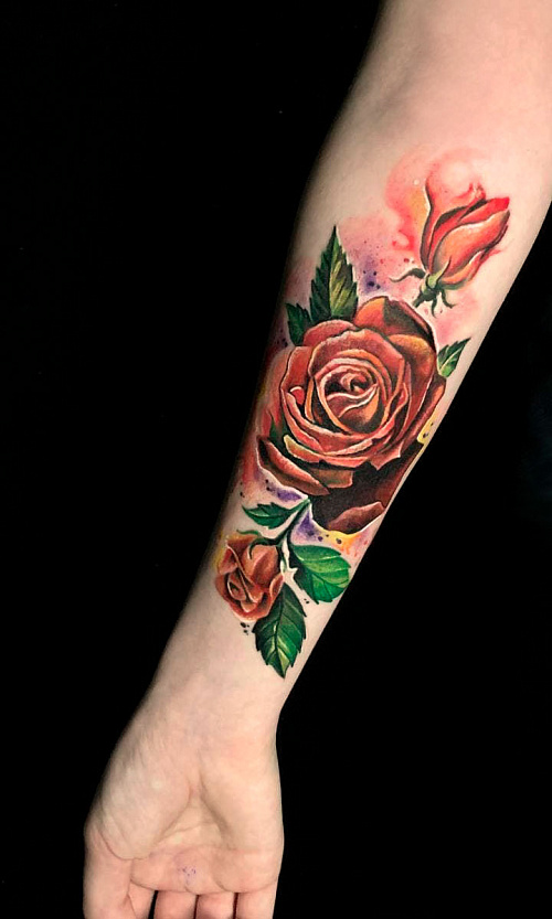 Тату роза на предплечье