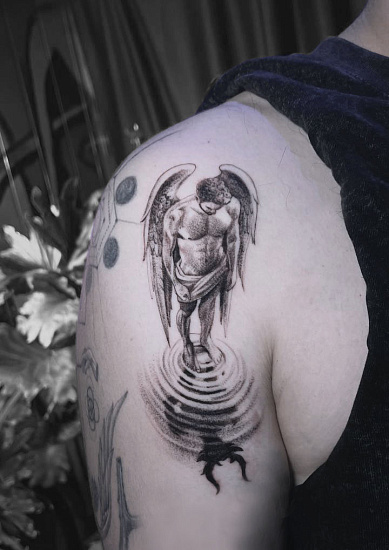 Тату ангел с дьяволом