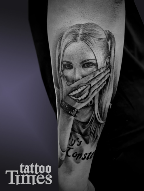 Тату Харли Квинн