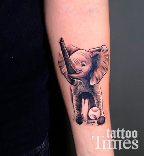 Тату слоненок