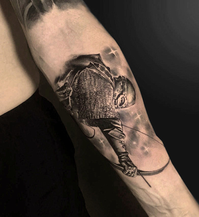 Тату рыцарь с луком